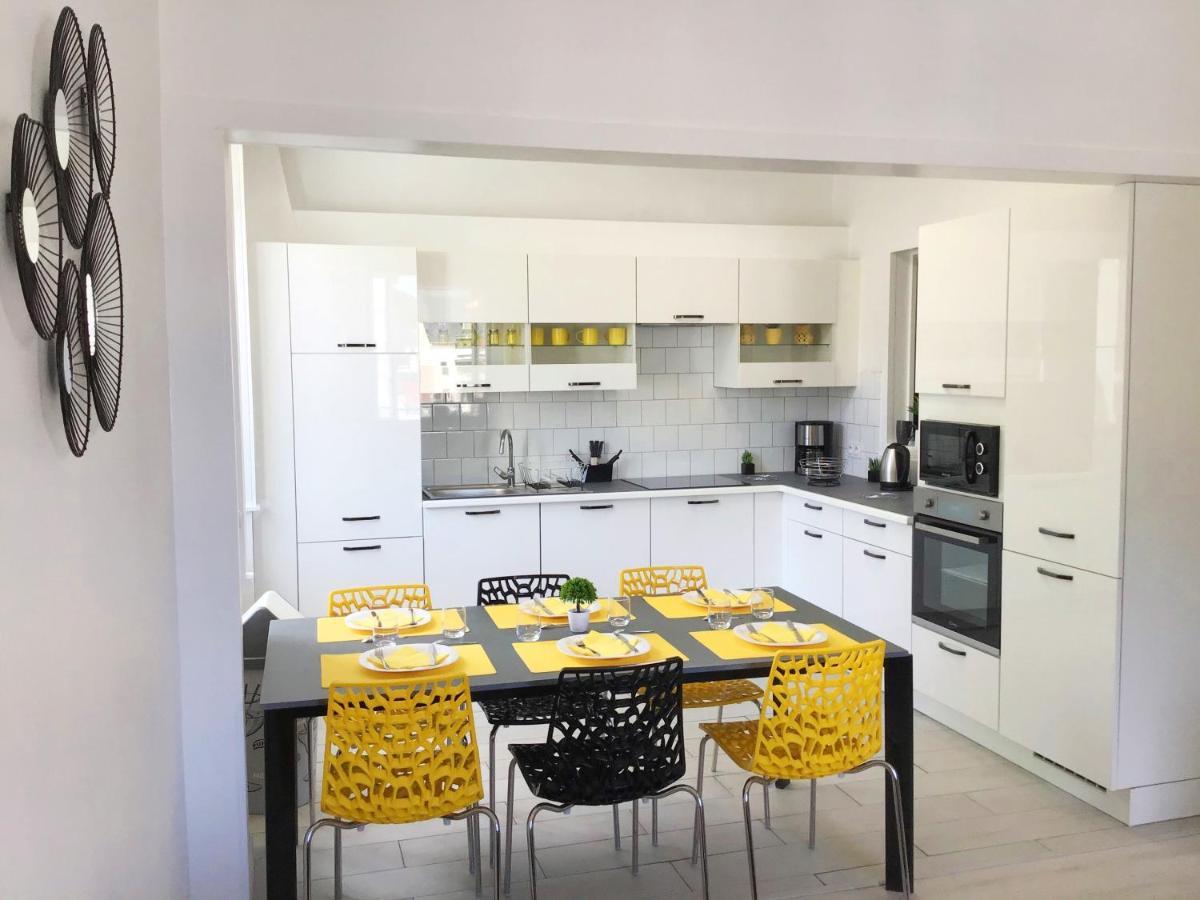 Appartement Le Solea 100M2 Climatise Parking Proche Sanctuaires Лурд Экстерьер фото